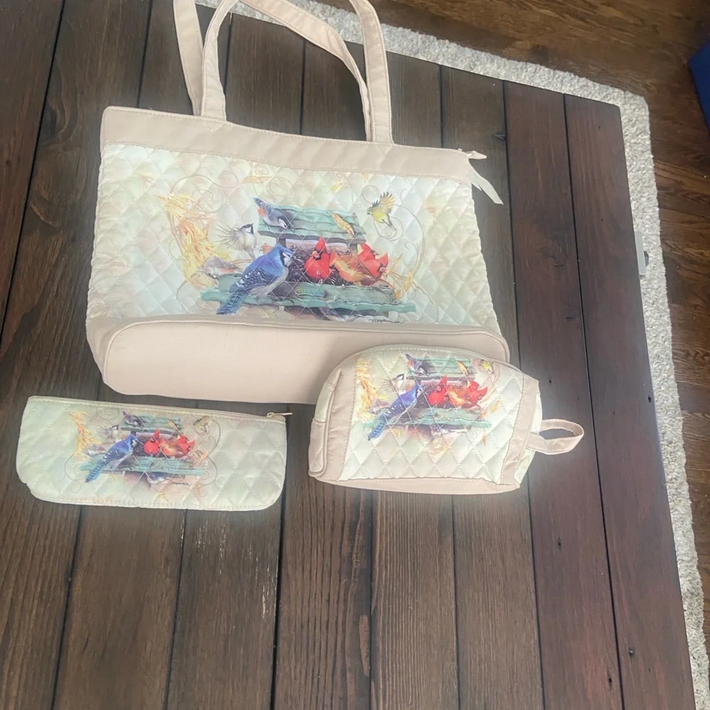 The Bradford Exchange morning grenade quilted tote bag with 2 pouches